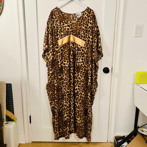 Leopard Kaftan - Picture 1 of 2